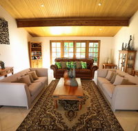 Nivalis Bed And Breakfast - Accommodation Burleigh