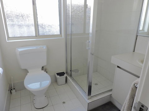 Silver Gull Family Retreat - Accommodation Burleigh 5