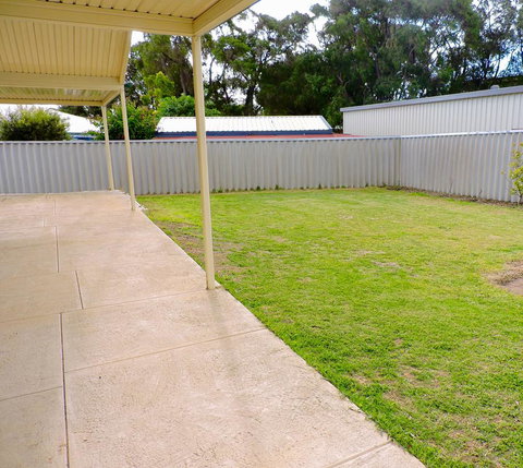 Silver Gull Family Retreat - Accommodation Burleigh 14