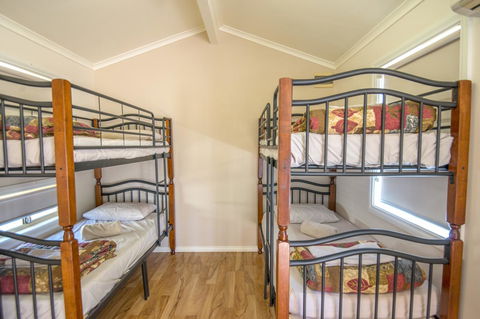 RAC Exmouth Cape Holiday Park - Accommodation Burleigh 4