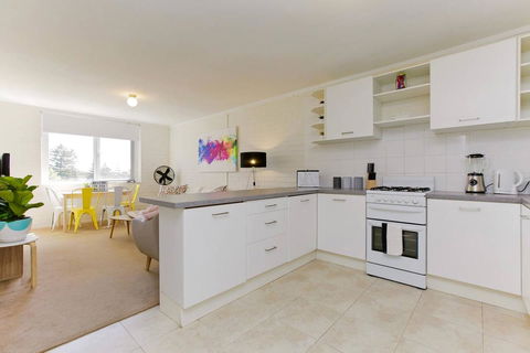 SEA BREEZE â€“ Between Cottesloe Beach & Swan River - Accommodation Burleigh 7