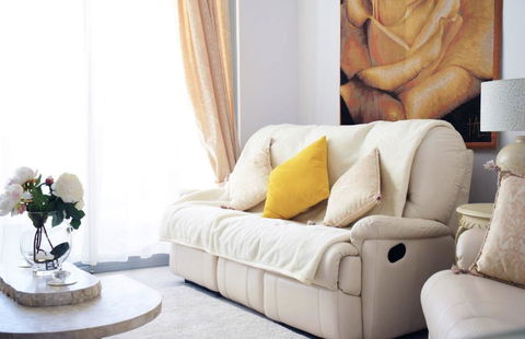 Perth Luxury City Apartment- Free Parking - Accommodation Burleigh 5