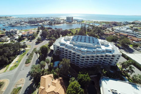 Atrium Hotel Mandurah - Accommodation Burleigh 13