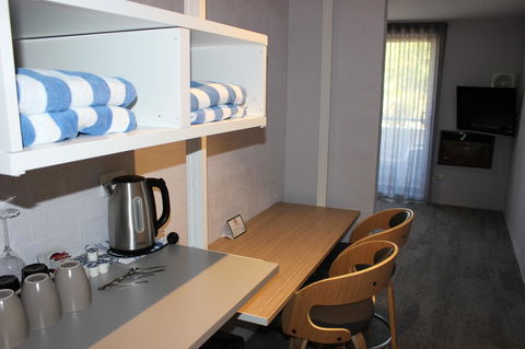 Atrium Hotel Mandurah - Accommodation Burleigh 11