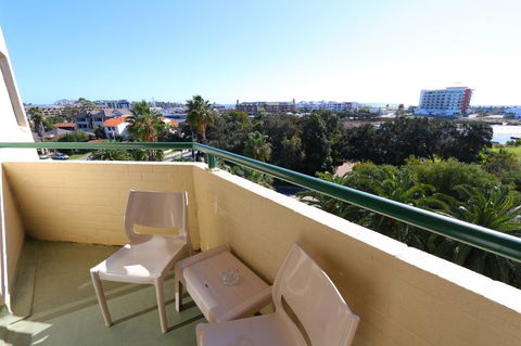 Atrium Hotel Mandurah - Accommodation Burleigh 19