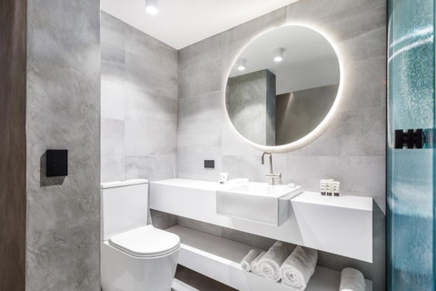Quay Perth - Accommodation Burleigh 27