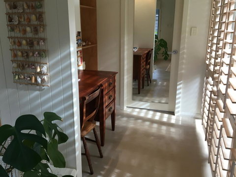 DESIGNER'S STUDIO - Accommodation Burleigh 10