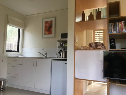 DESIGNER'S STUDIO - Accommodation Burleigh 6