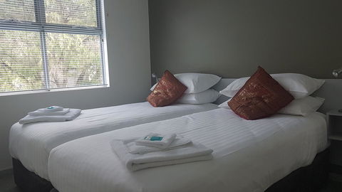 Seaview And Spa At Torbay - Accommodation Burleigh 7