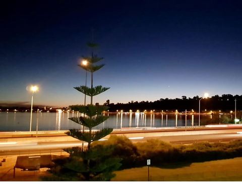 Riverside - Accommodation Burleigh 2
