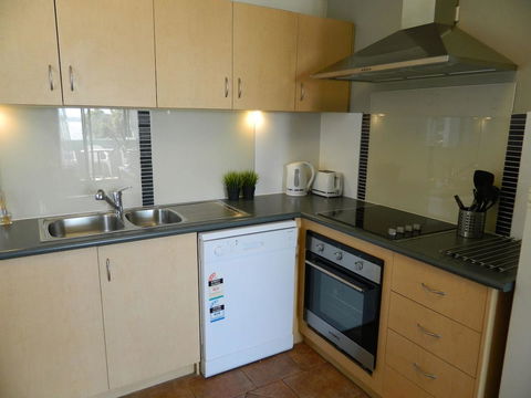 Riverside - Accommodation Burleigh 21