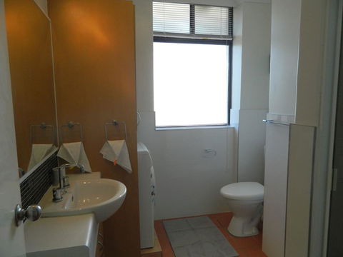 Riverside - Accommodation Burleigh 6