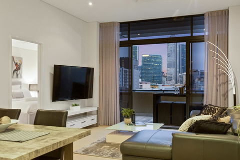 The Executive Penthouse - Accommodation Burleigh 4