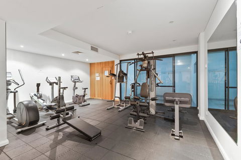 The Executive Penthouse - Accommodation Burleigh 21