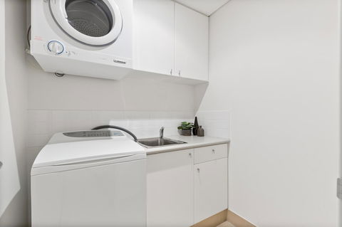 The Executive Penthouse - Accommodation Burleigh 19