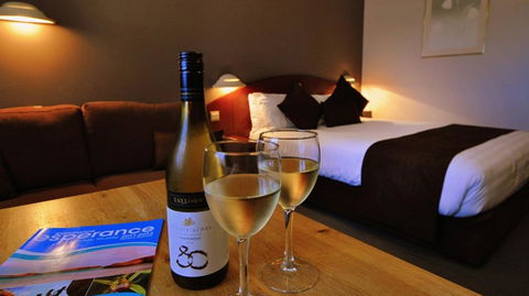 Hospitality Esperance SureStay Collection By Best Western - Accommodation Burleigh 1