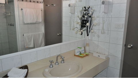 Hospitality Esperance SureStay Collection By Best Western - Accommodation Burleigh 38