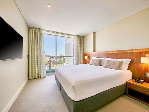The Sebel Mandurah - Accommodation Burleigh 39