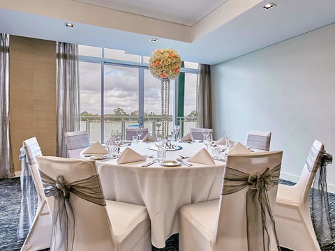 The Sebel Mandurah - Accommodation Burleigh 22