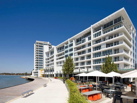 The Sebel Mandurah - Accommodation Burleigh 38