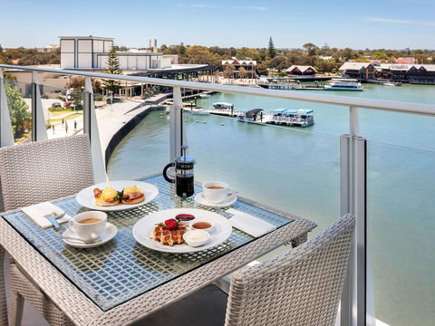 The Sebel Mandurah - Accommodation Burleigh 40