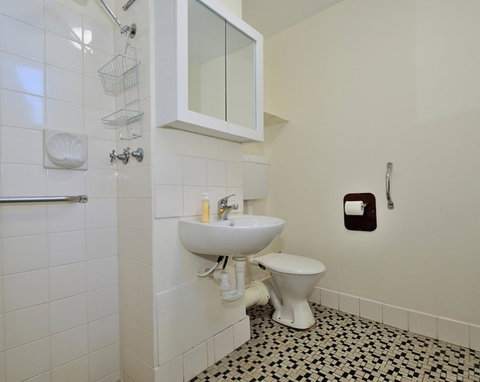Cappuccino Delight - 1 Bedroom Central Fremantle Apartment - Accommodation Burleigh 3