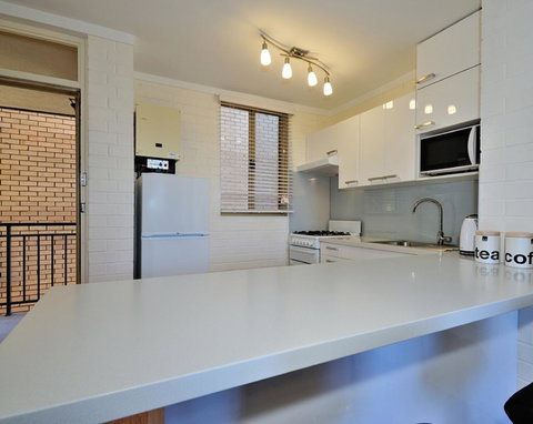 Cappuccino Delight - 1 Bedroom Central Fremantle Apartment - Accommodation Burleigh 6
