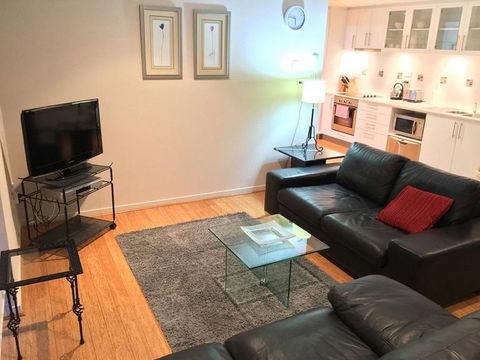 Outram Apartment 25 - Accommodation Burleigh 6