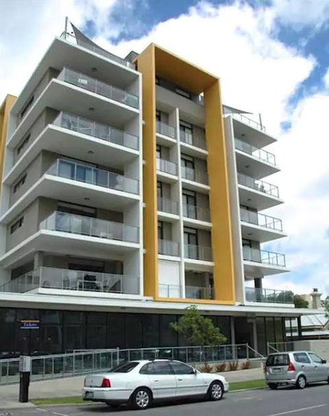 Outram St Apartment - Accommodation Burleigh 6