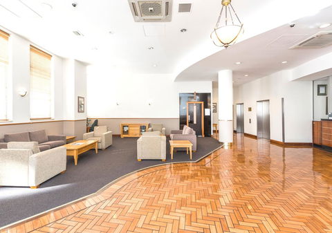 Perth West End Apartment 406 - Executive Escapes - Accommodation Burleigh 5