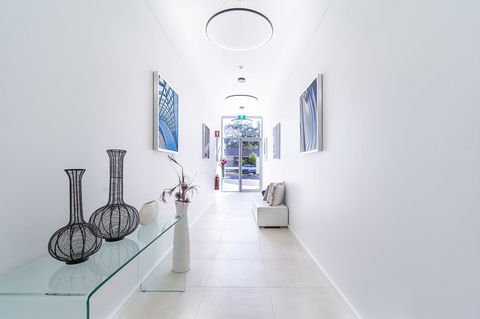 New Apartment On Great Location Opposite Garden City : 02 - Accommodation Burleigh 1