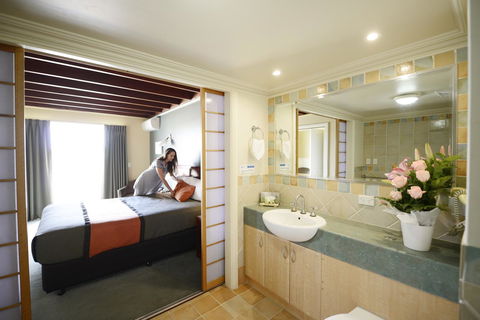 The Jetty Resort - Accommodation Burleigh 14