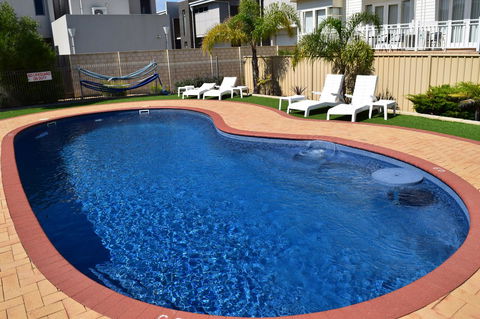 The Jetty Resort - Accommodation Burleigh 18