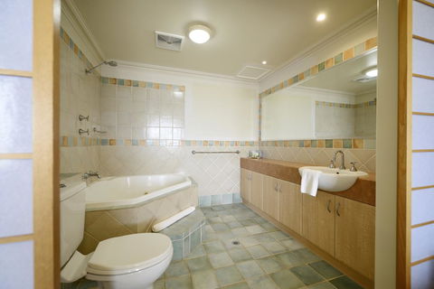 The Jetty Resort - Accommodation Burleigh 23