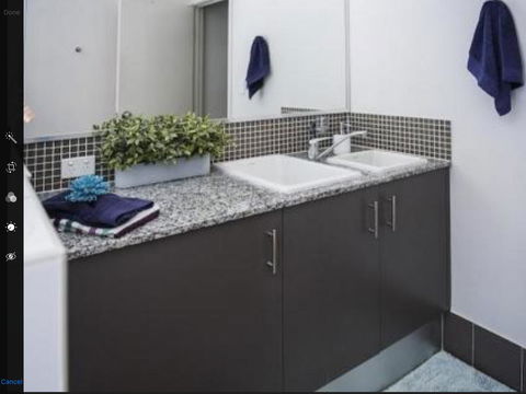 Charming Inner City Apartment - Accommodation Burleigh 5