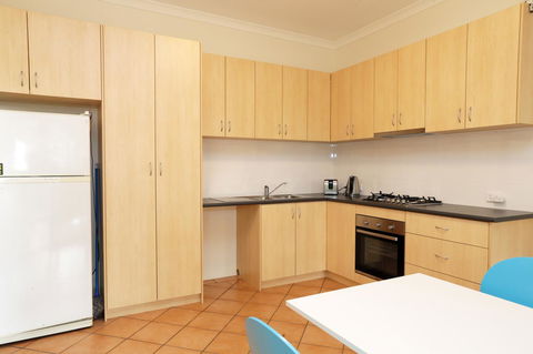 230 Alice Street - Accommodation Burleigh 10