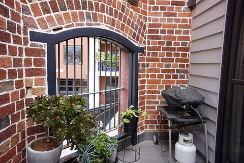 West End 1877 Callan Apartments - Accommodation Burleigh 17