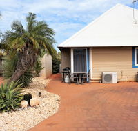 Osprey Holiday Village Unit 213/1 Bedroom - Spa bath king size bed perfect for any couple - Accommodation Burleigh