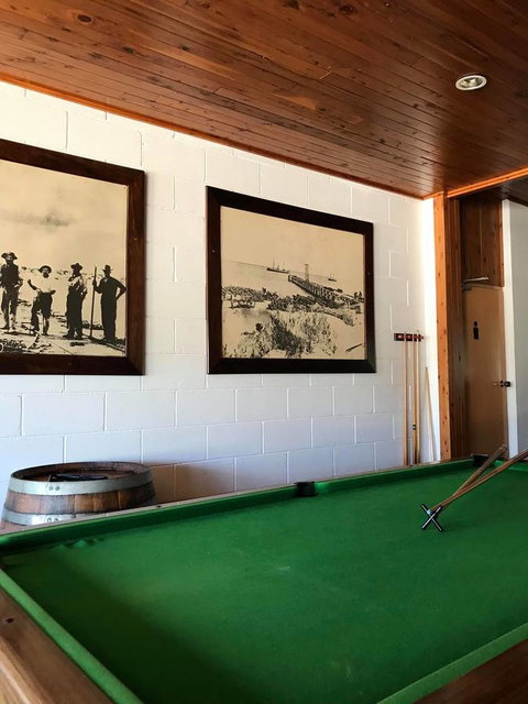 EUCLA MOTOR HOTEL - Accommodation Burleigh 32