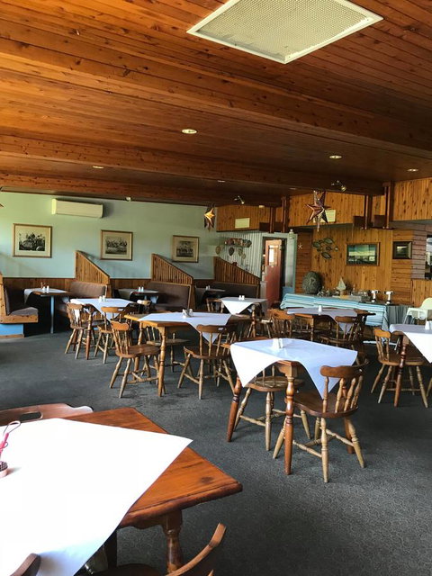 EUCLA MOTOR HOTEL - Accommodation Burleigh 36