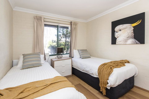 Subiaco Village - 34 - Accommodation Burleigh 8