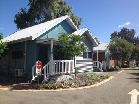 Mandurah Ocean Marina Chalets - Accommodation Burleigh 38