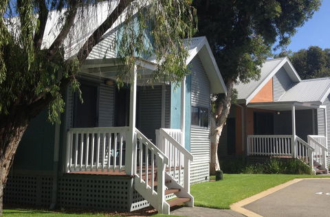 Mandurah Ocean Marina Chalets - Accommodation Burleigh 0