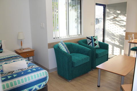 Mandurah Ocean Marina Chalets - Accommodation Burleigh 33