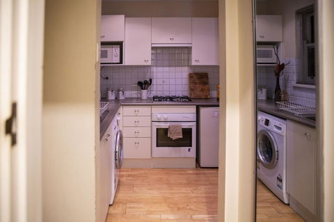 Central Perth Value Apartment - Accommodation Burleigh 7