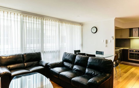 Wray Callan Apartments - Accommodation Burleigh 4
