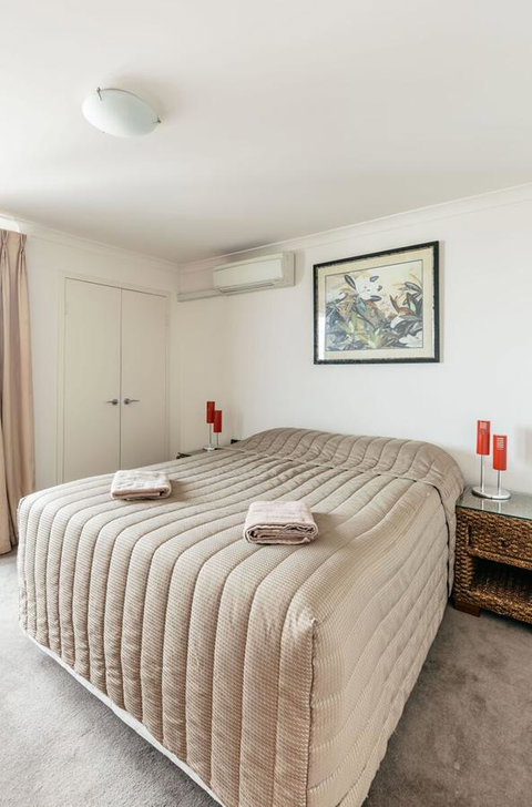 Wray Callan Apartments - Accommodation Burleigh 1