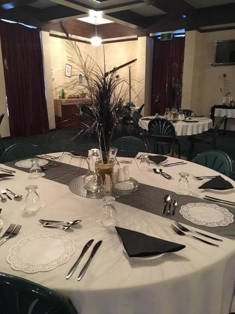 Kambalda Hotel - Accommodation Burleigh 33
