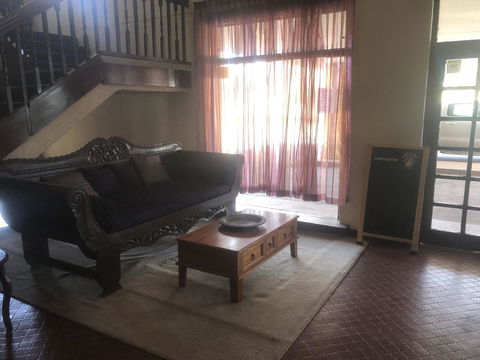 Kambalda Hotel - Accommodation Burleigh 37