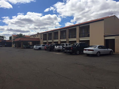 Kambalda Hotel - Accommodation Burleigh 25